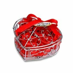 Meilleure affaire 🧨 Totalcadeau 6 savons en forme de rose dans un panier métallique cœur 🧨